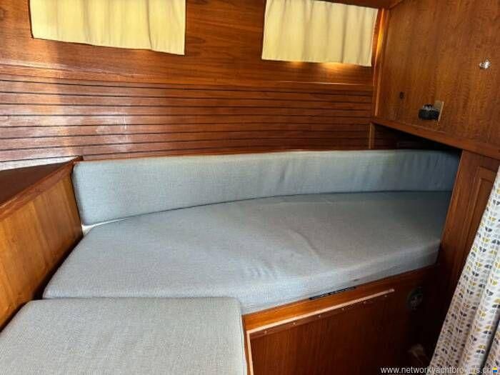 Nauticat 33