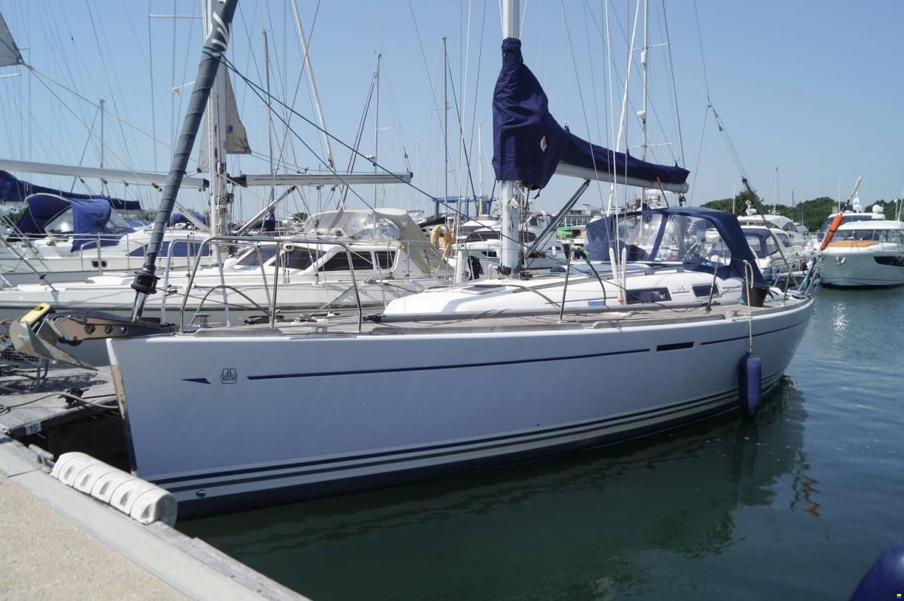 Dufour 34