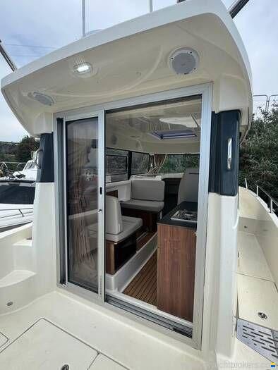 Quicksilver 905 Pilothouse