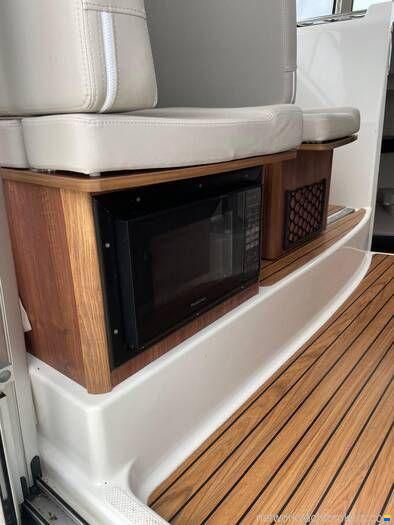 Quicksilver 905 Pilothouse