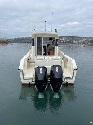 Quicksilver 905 Pilothouse
