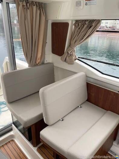 Quicksilver 905 Pilothouse