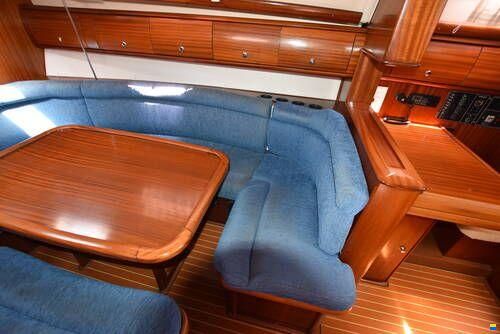 Bavaria 38