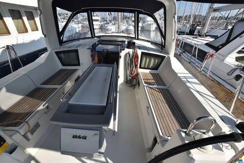 Beneteau Oceanis 42.1