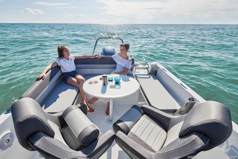 Jeanneau Cap Camarat 6.5 CC