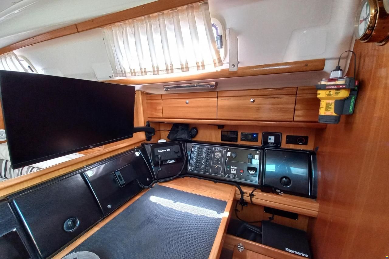 Bavaria Cruiser 42