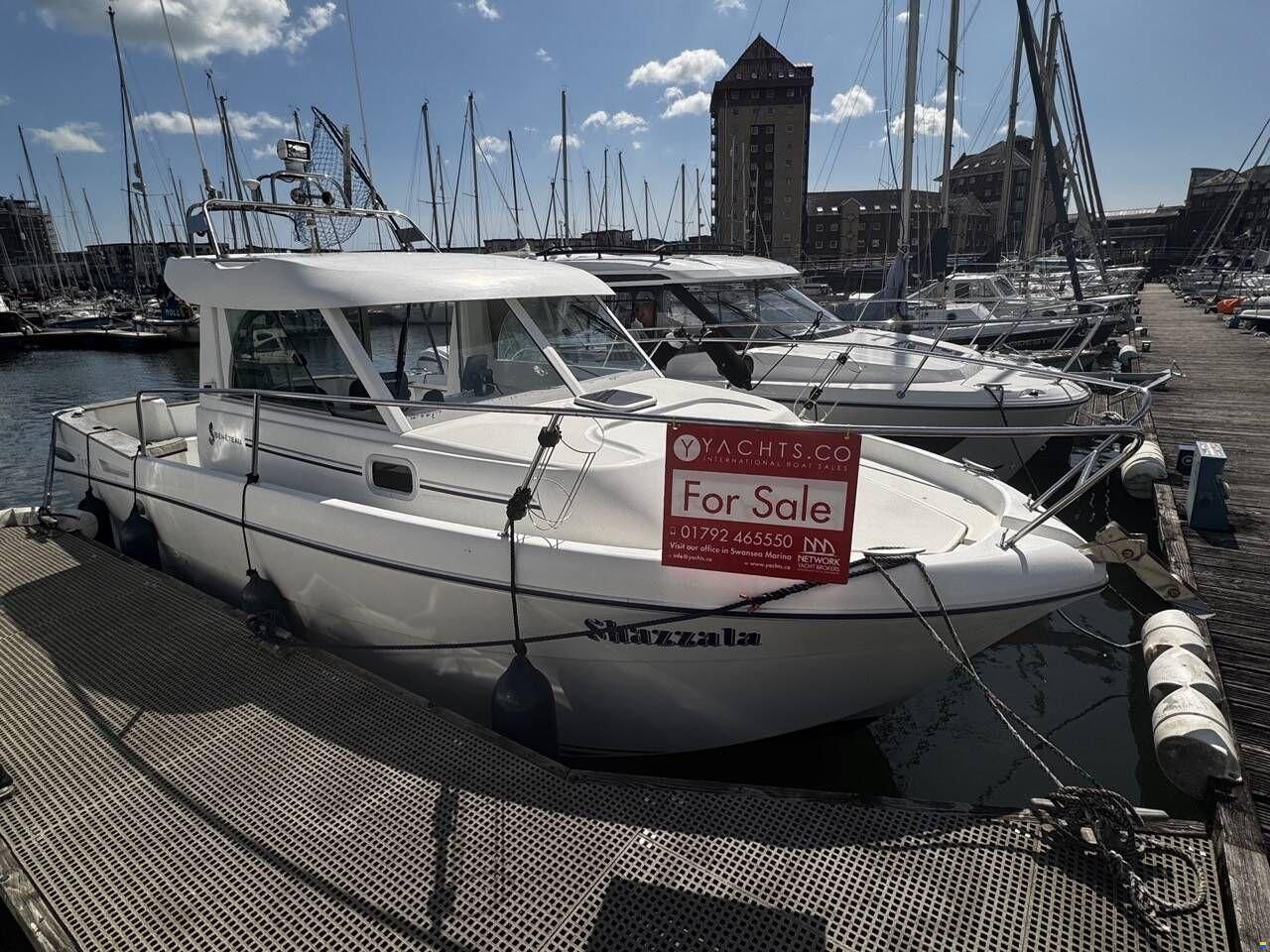 Beneteau Antares 710