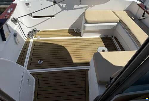 Beneteau Antares 8