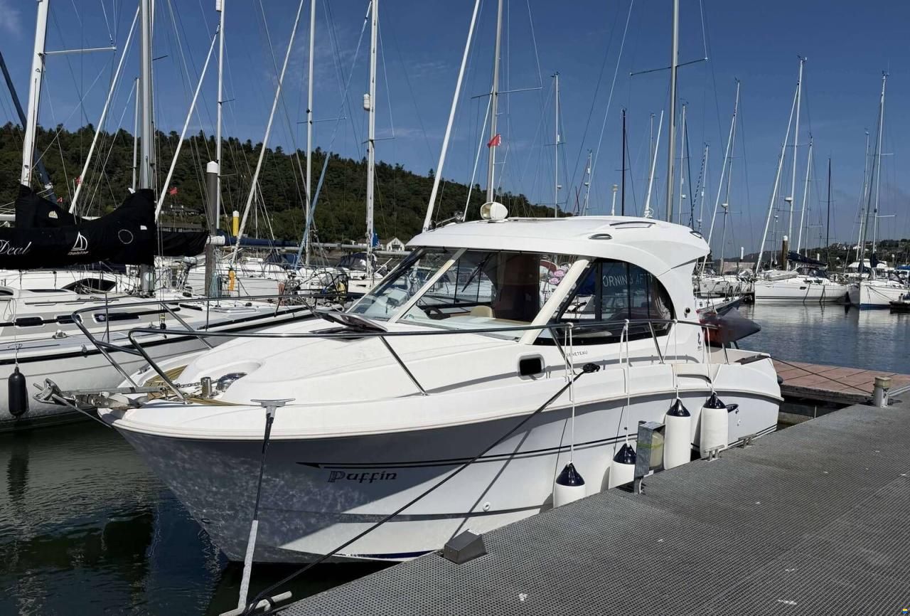 Beneteau Antares 8