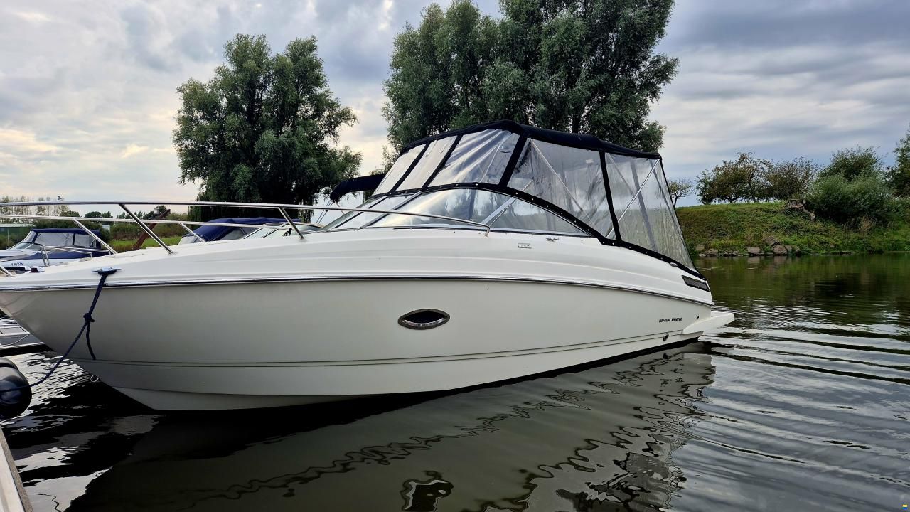 Bayliner 742