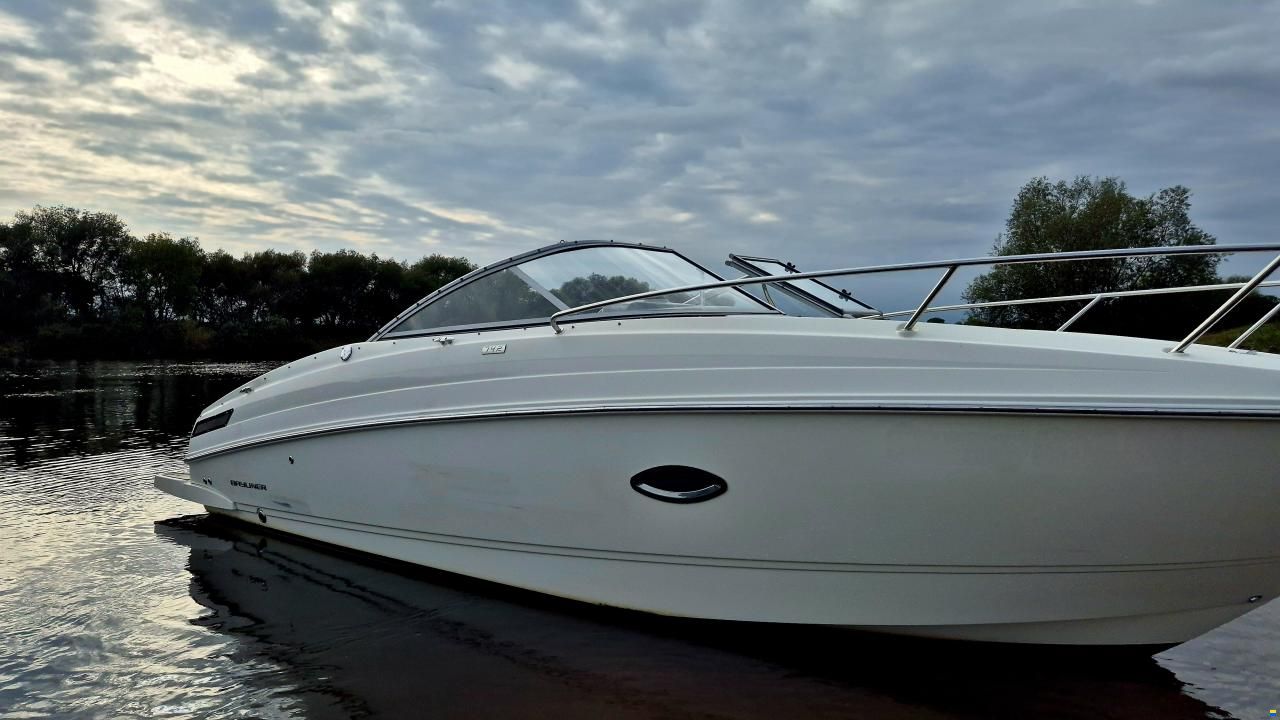 Bayliner 742