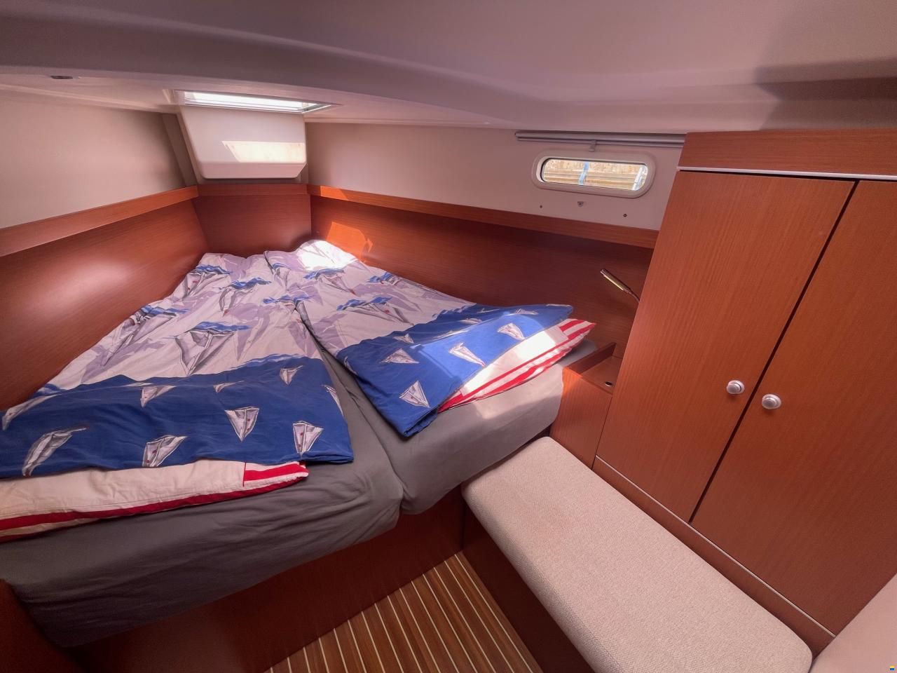 Hanse 385