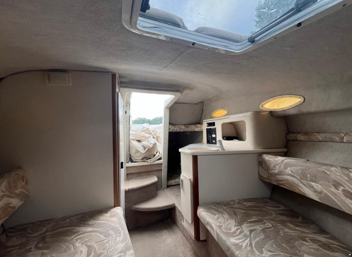 Sea Ray 240 Sundancer