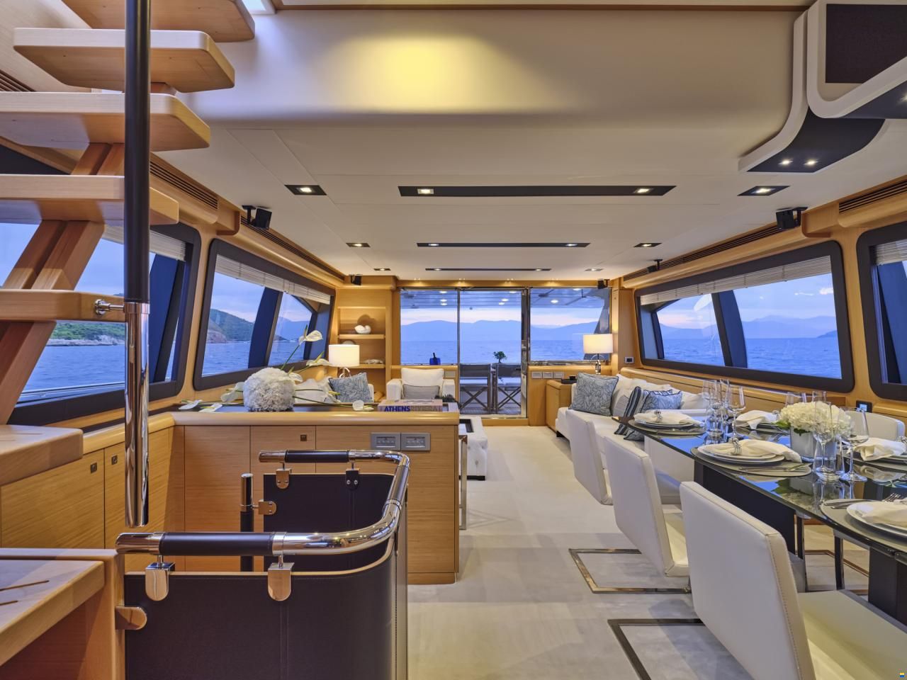 Ferretti 800
