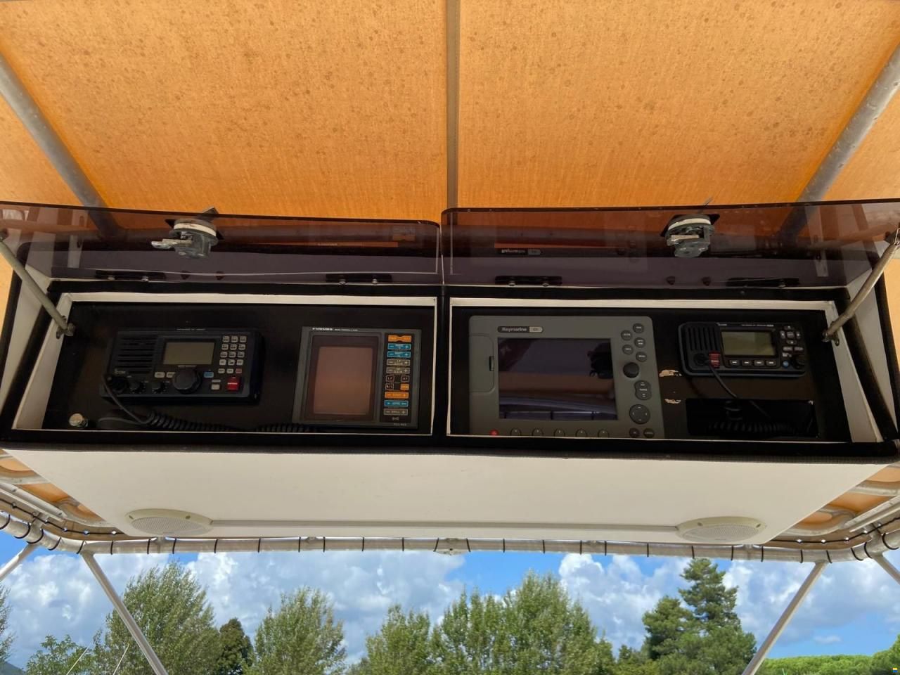 Bertram Yacht 37' Convertible