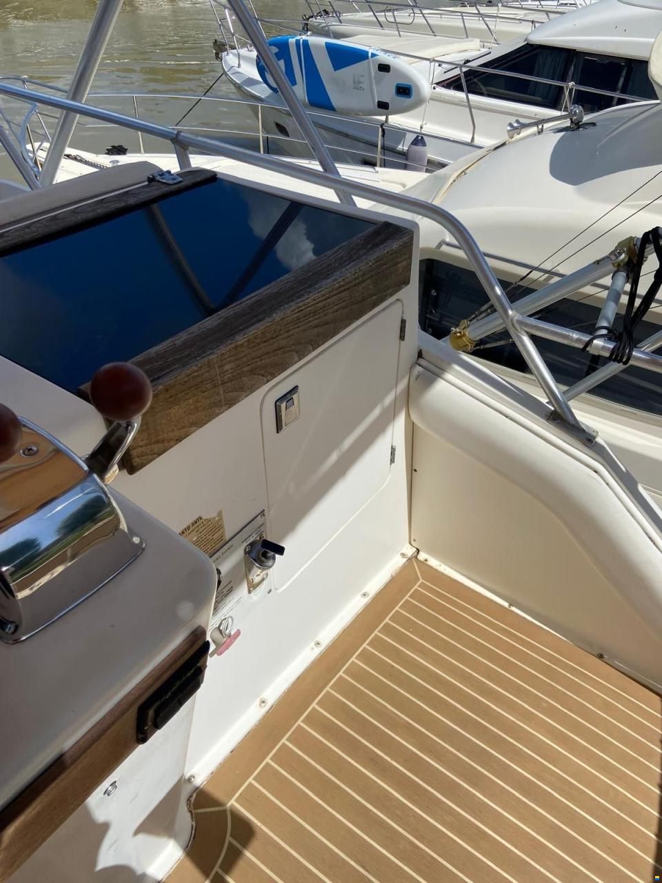 Bertram Yacht 37' Convertible