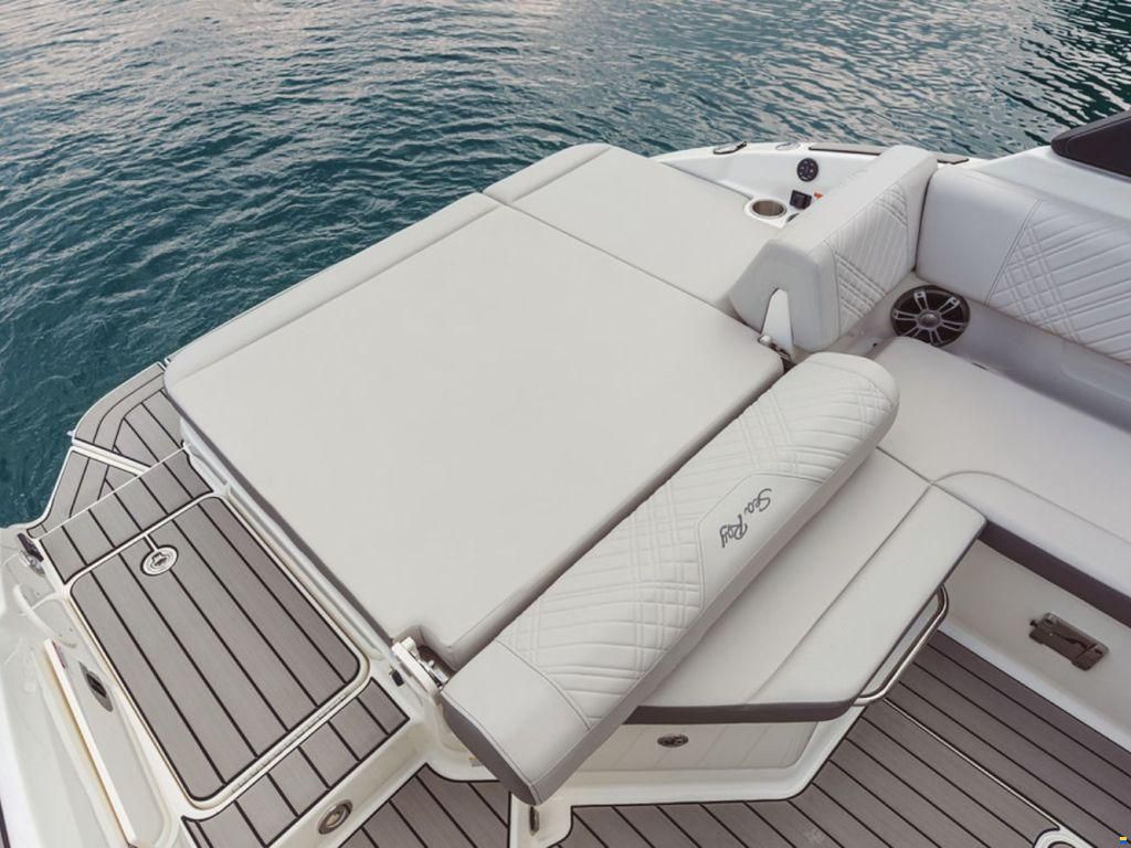 Sea Ray SDX 250