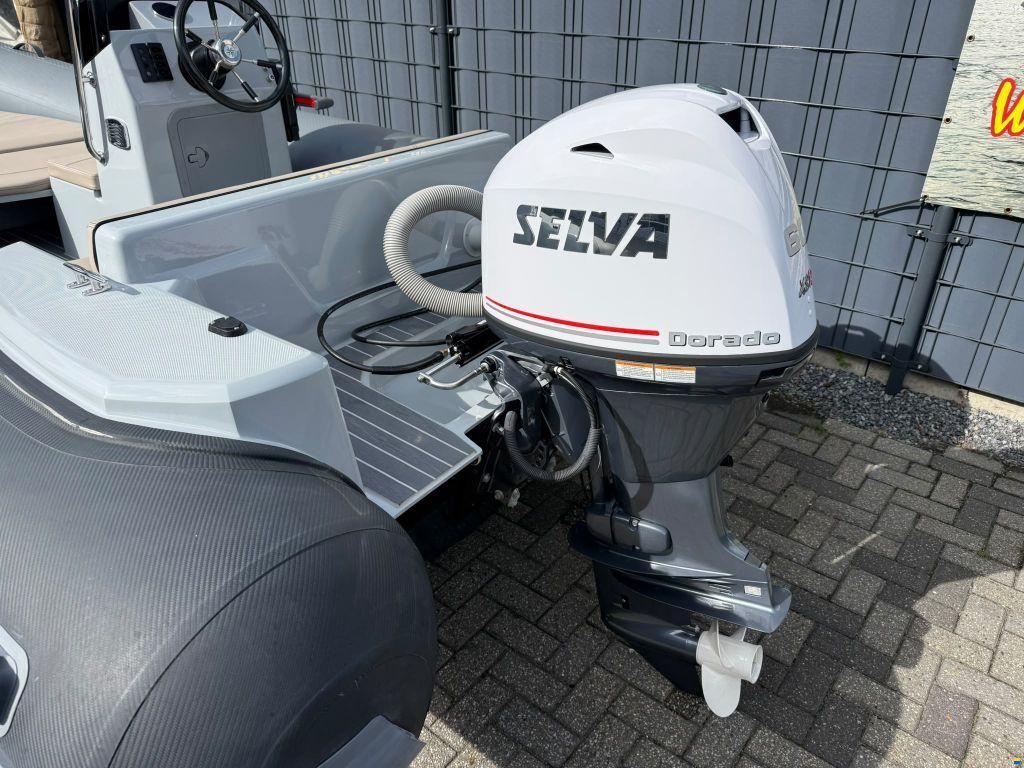 Selva D.500