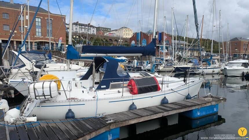 Beneteau Antares 9