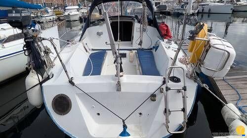 Beneteau Antares 9