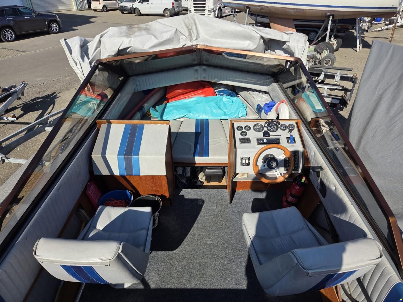 Saphire Schweizer Saphir 700 Offshore