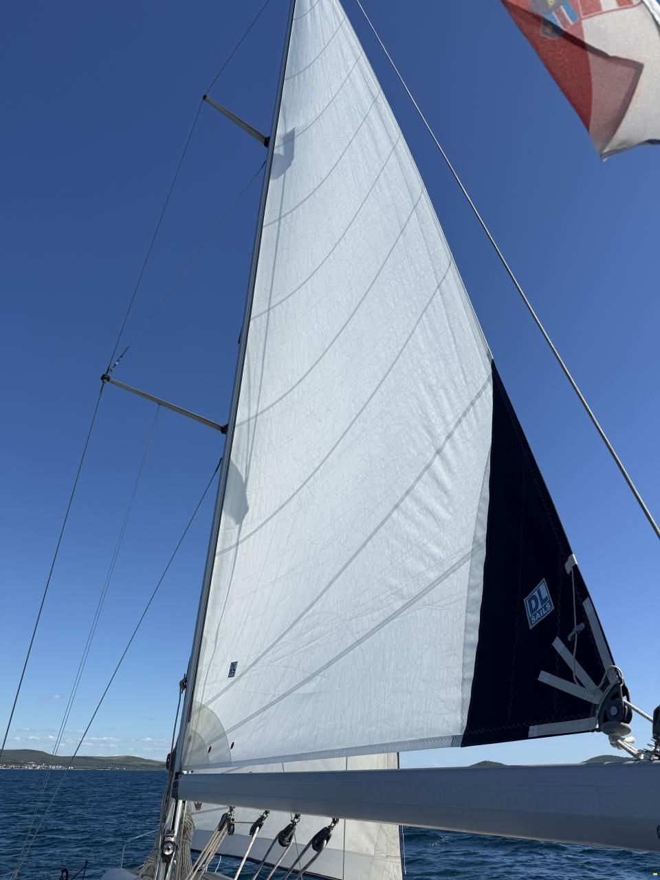 Bavaria Cruiser 37