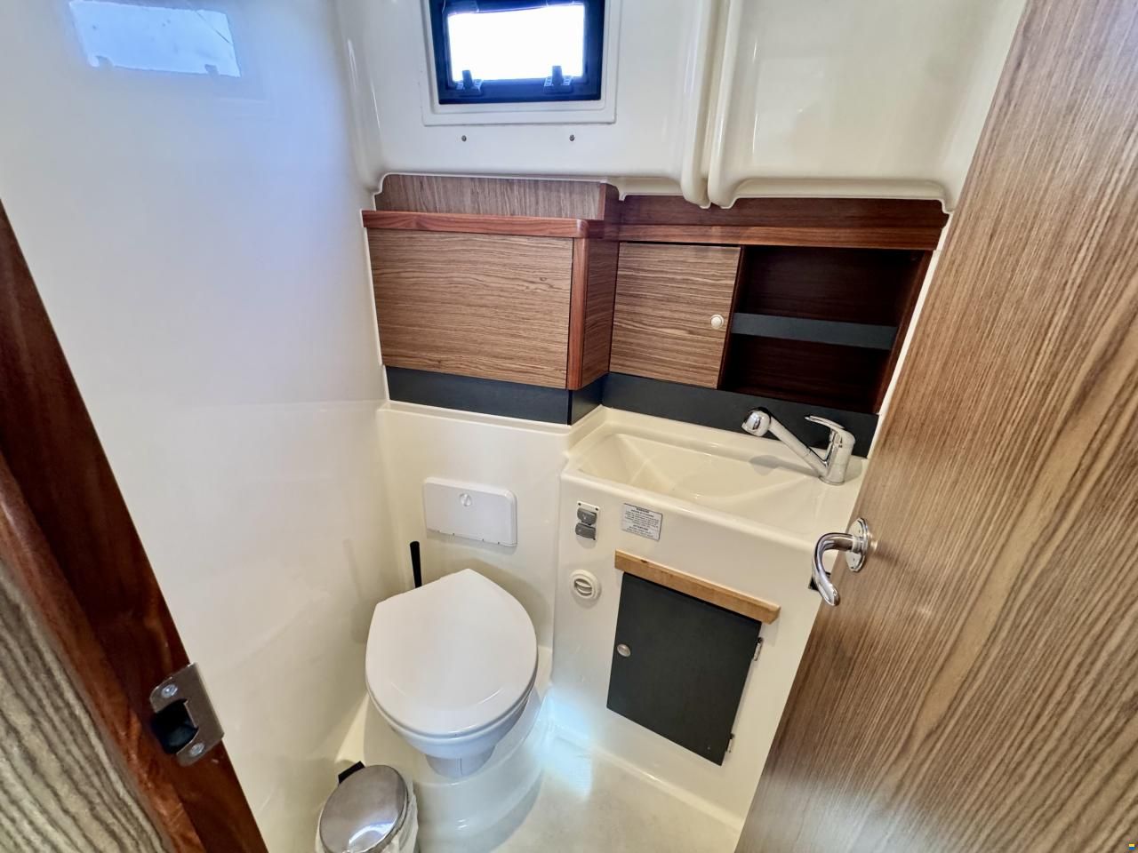 Delphia Escape 1080 Soley