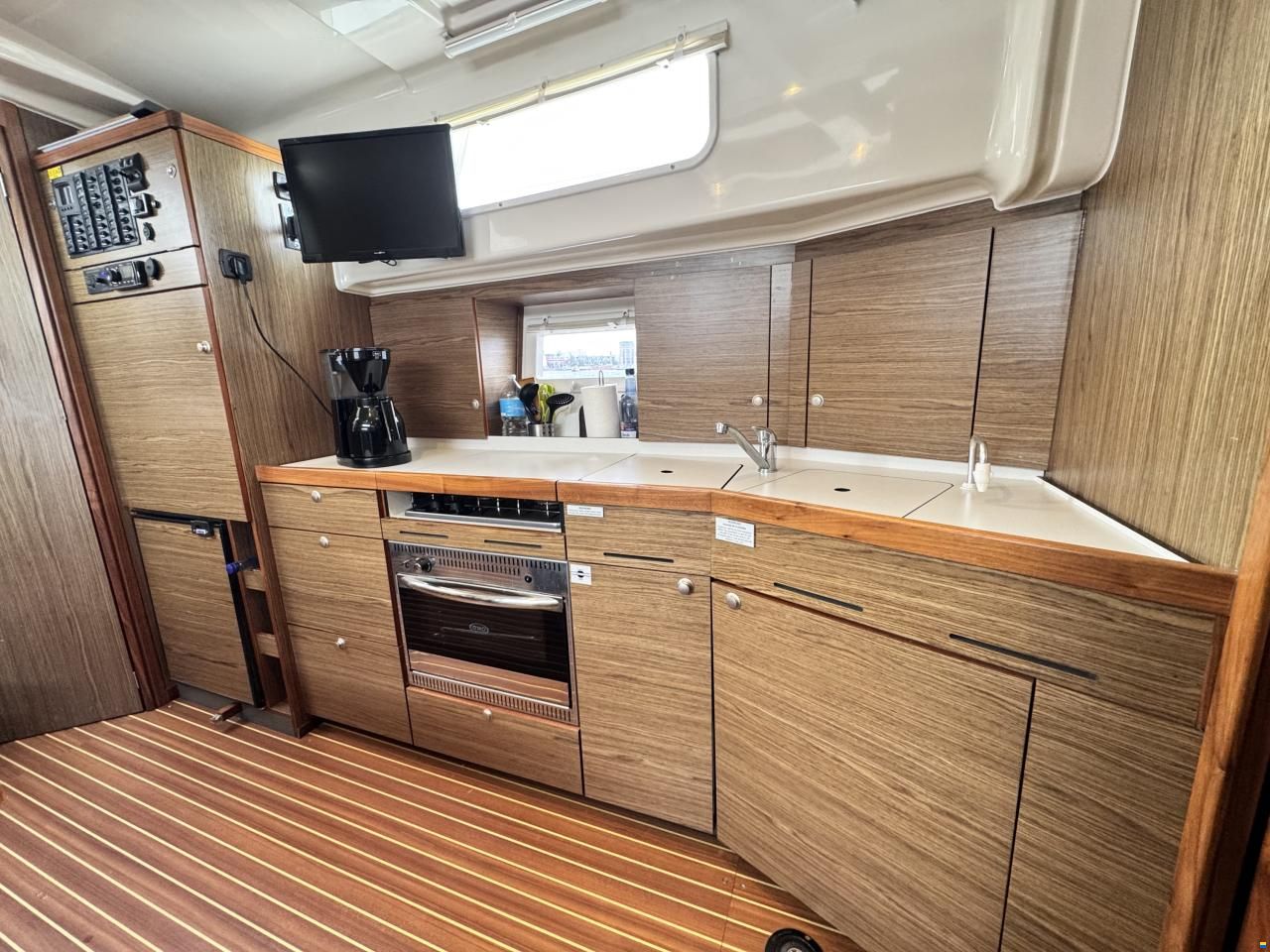 Delphia Escape 1080 Soley
