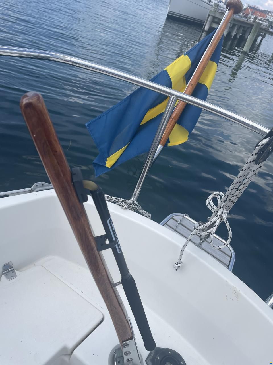 Omega 28