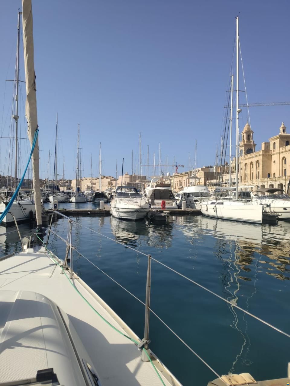 Hanse 370