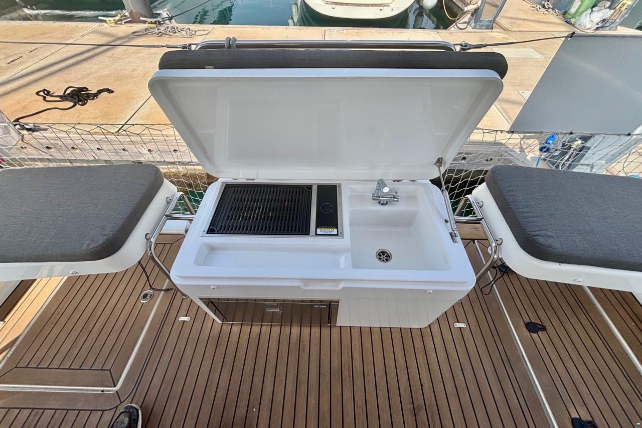 Hanse 588