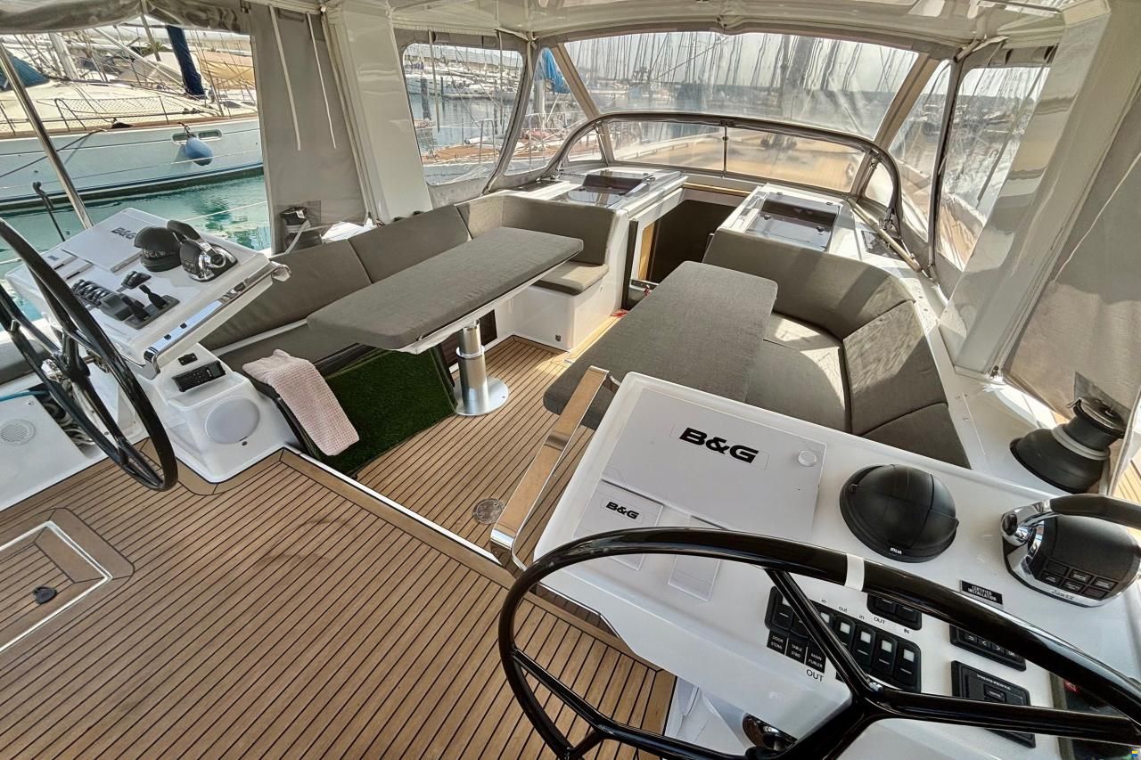 Hanse 588