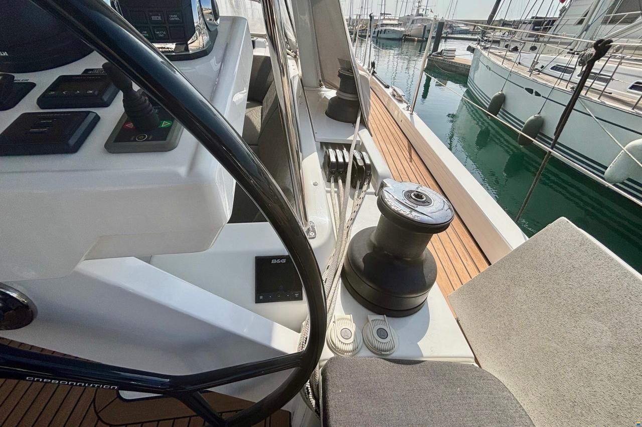 Hanse 588