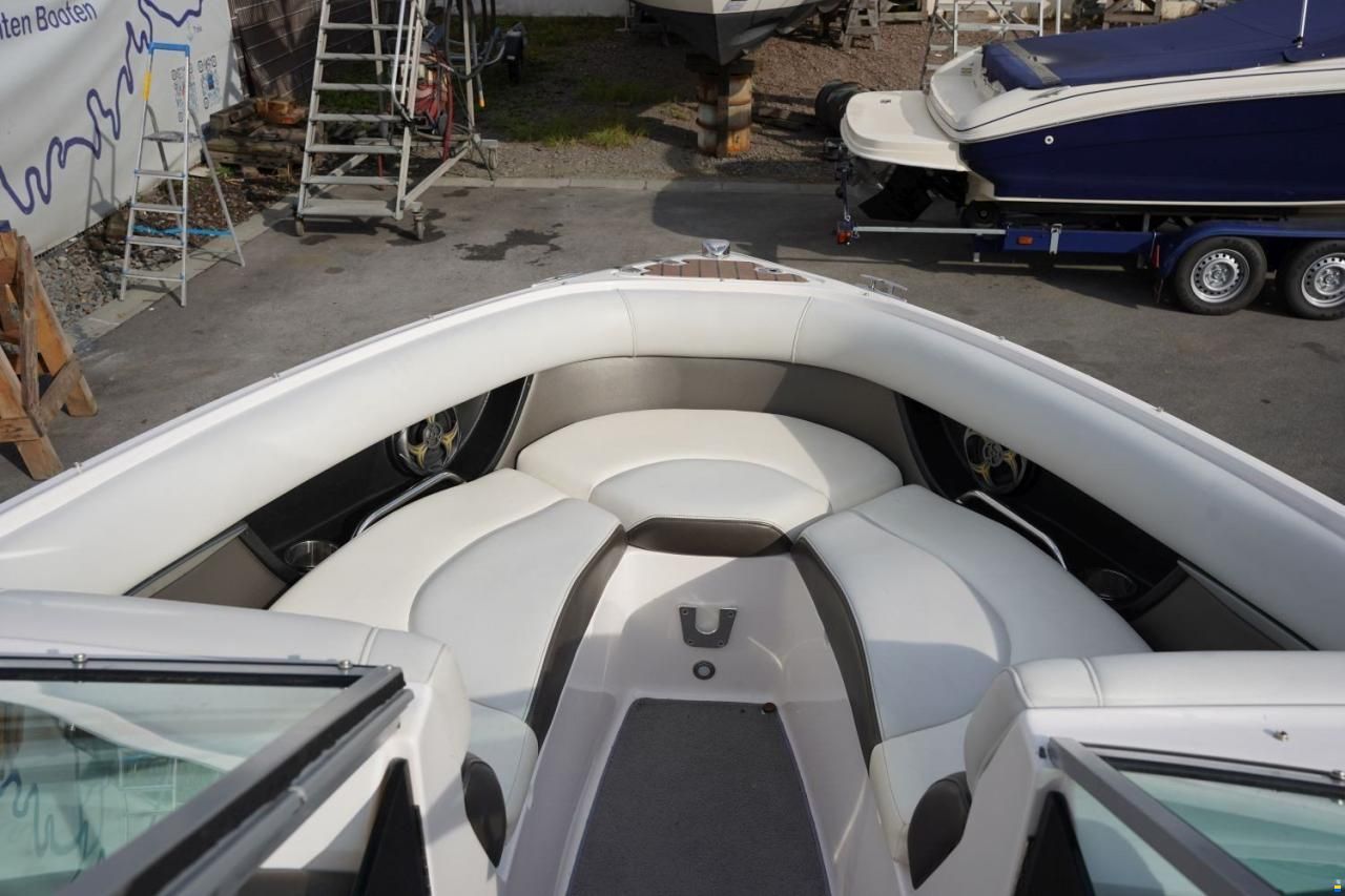 Regal 2300 BOWRIDER 2011