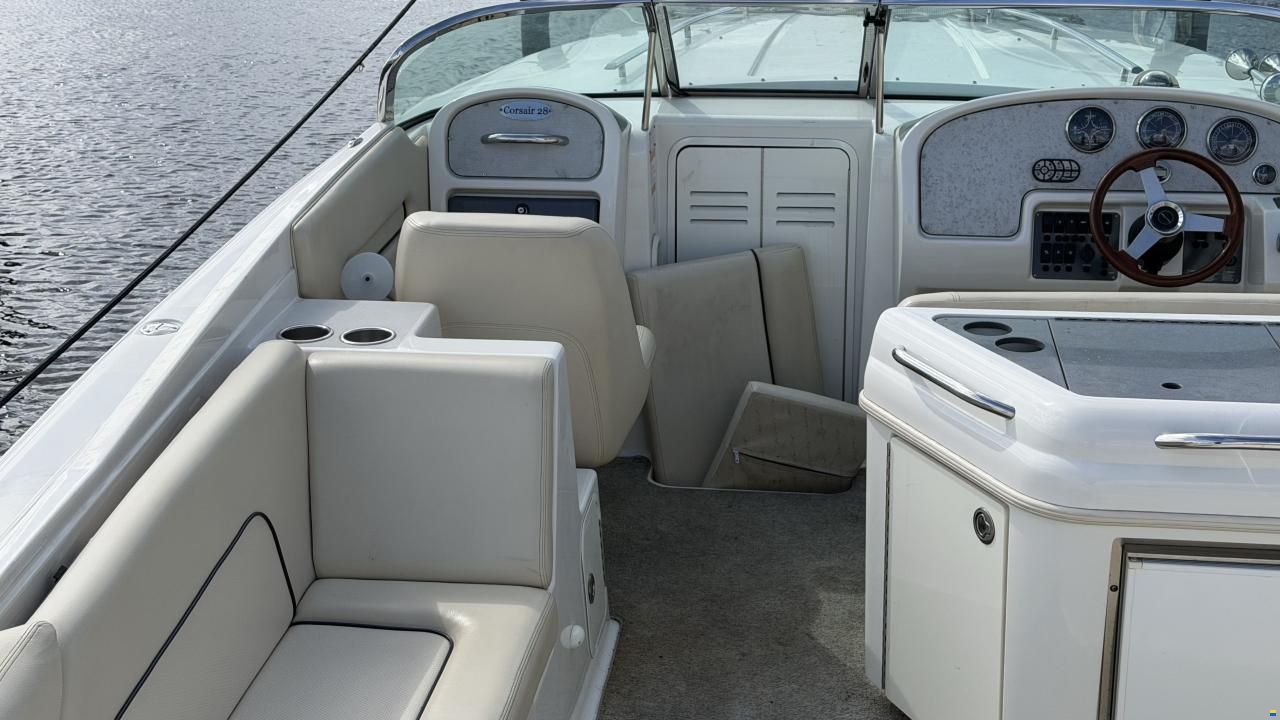 Chris Craft 28 Corsair