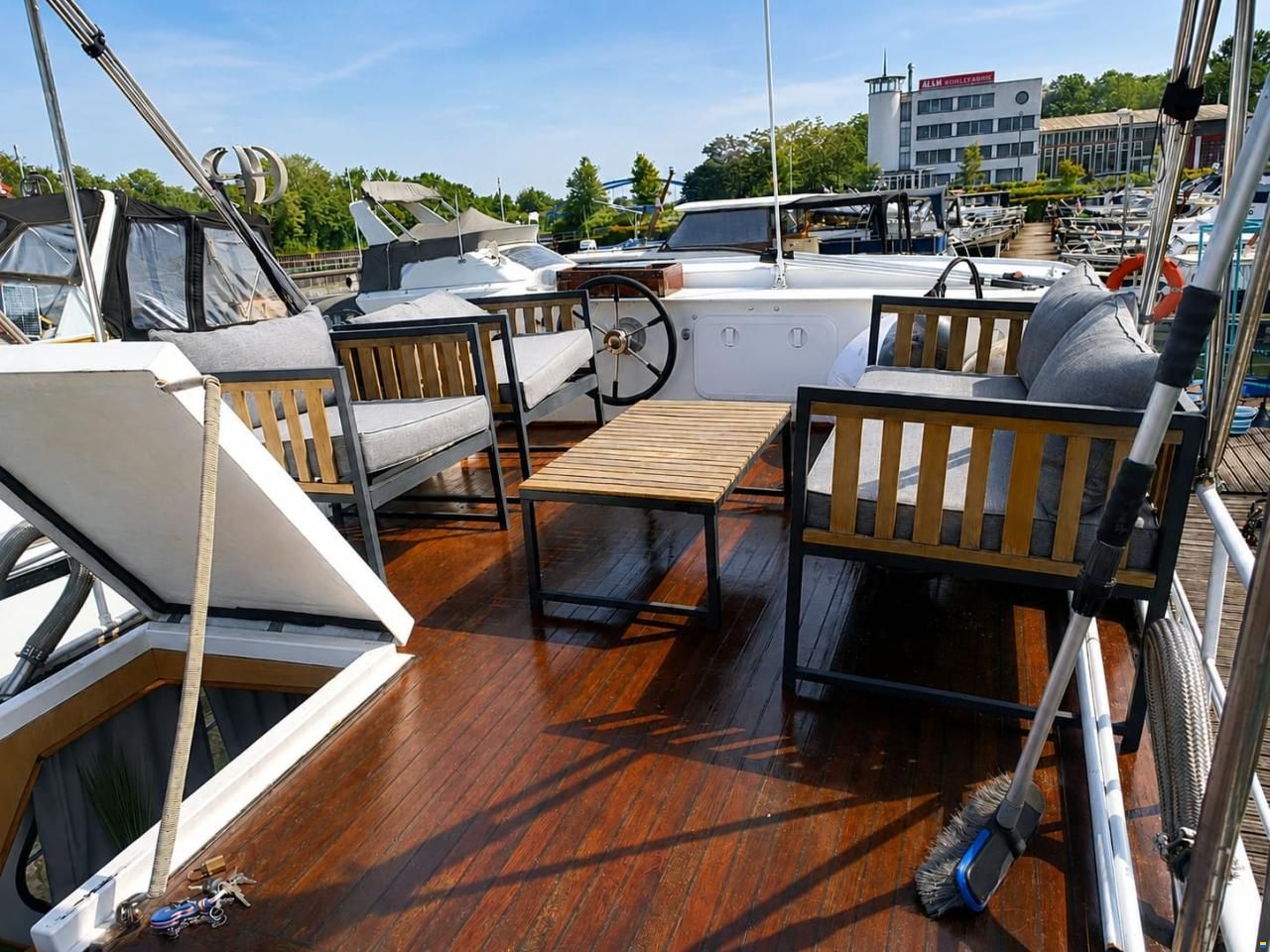 Gruno Motoryacht Stahlboot Verdr&auml;nger Fly
