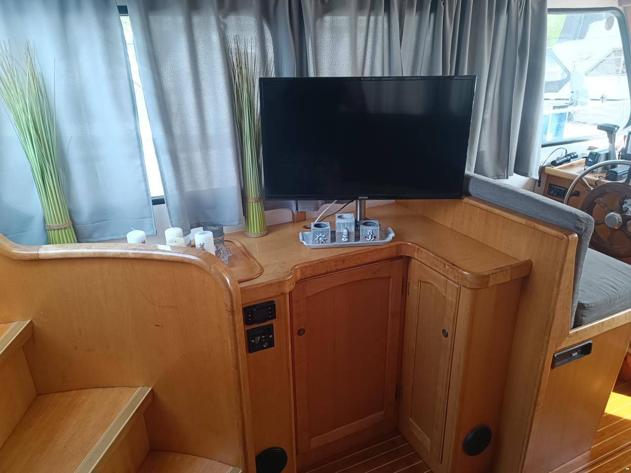 Gruno Motoryacht Stahlboot Verdr&auml;nger Fly