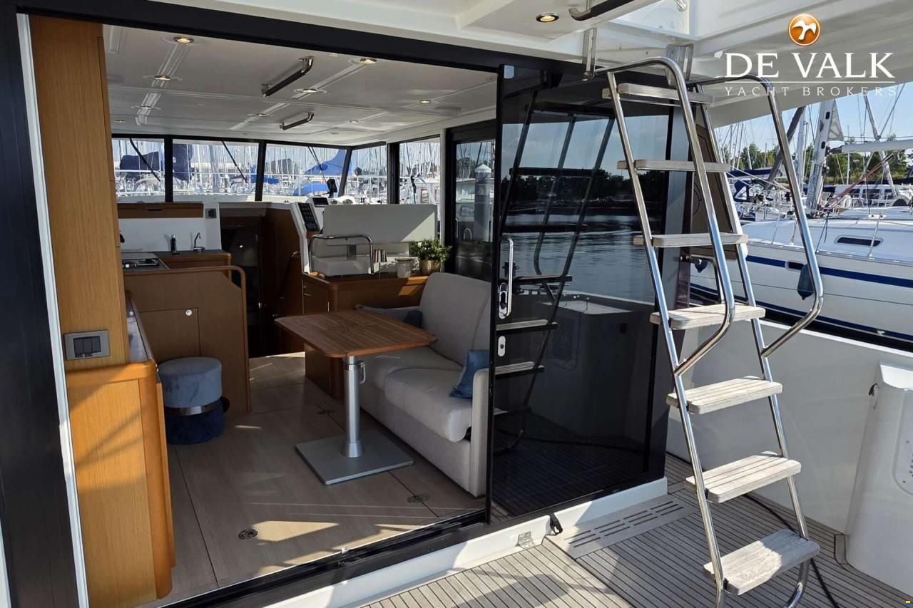 Beneteau Swift Trawler 35