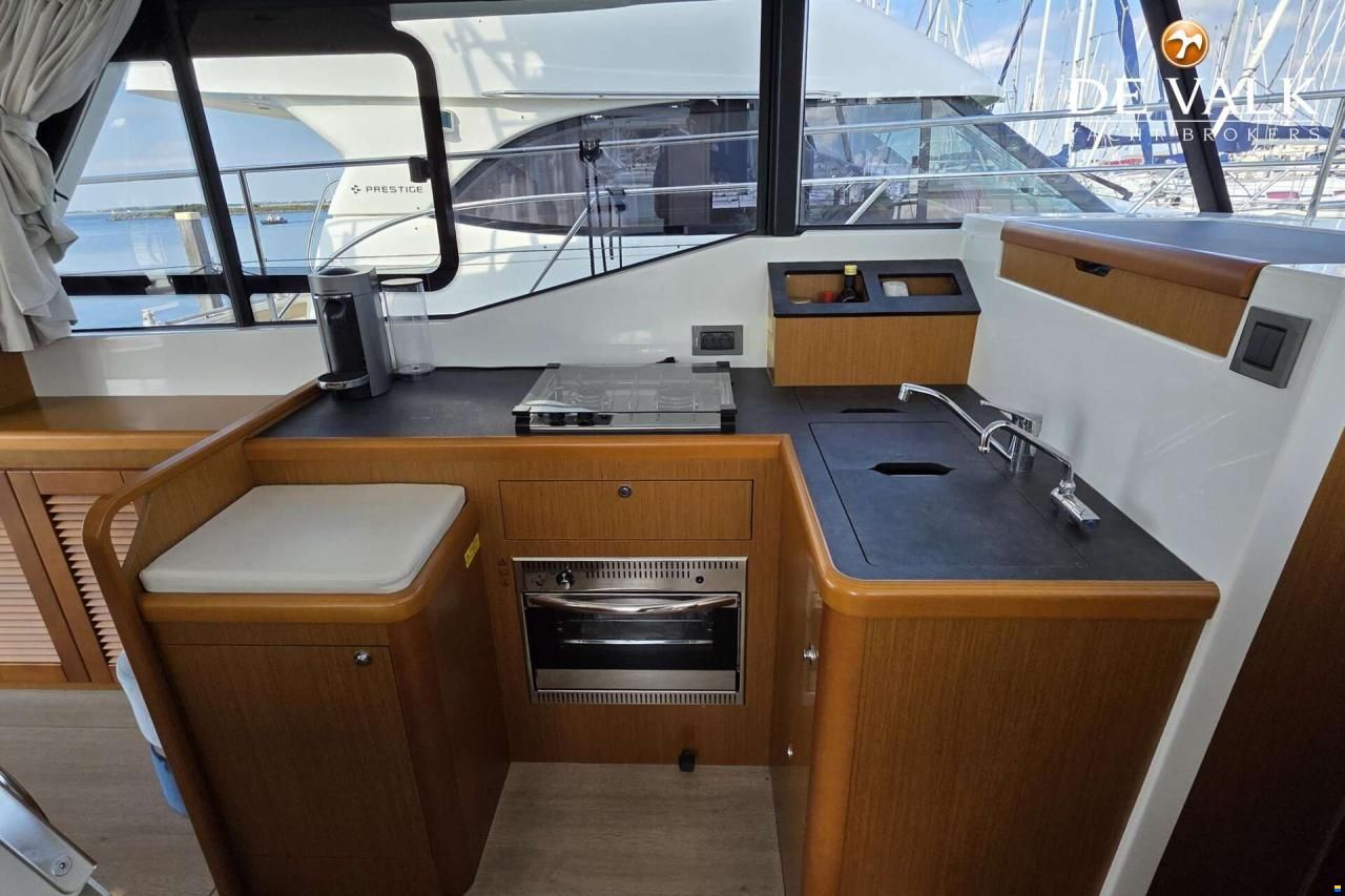 Beneteau Swift Trawler 35
