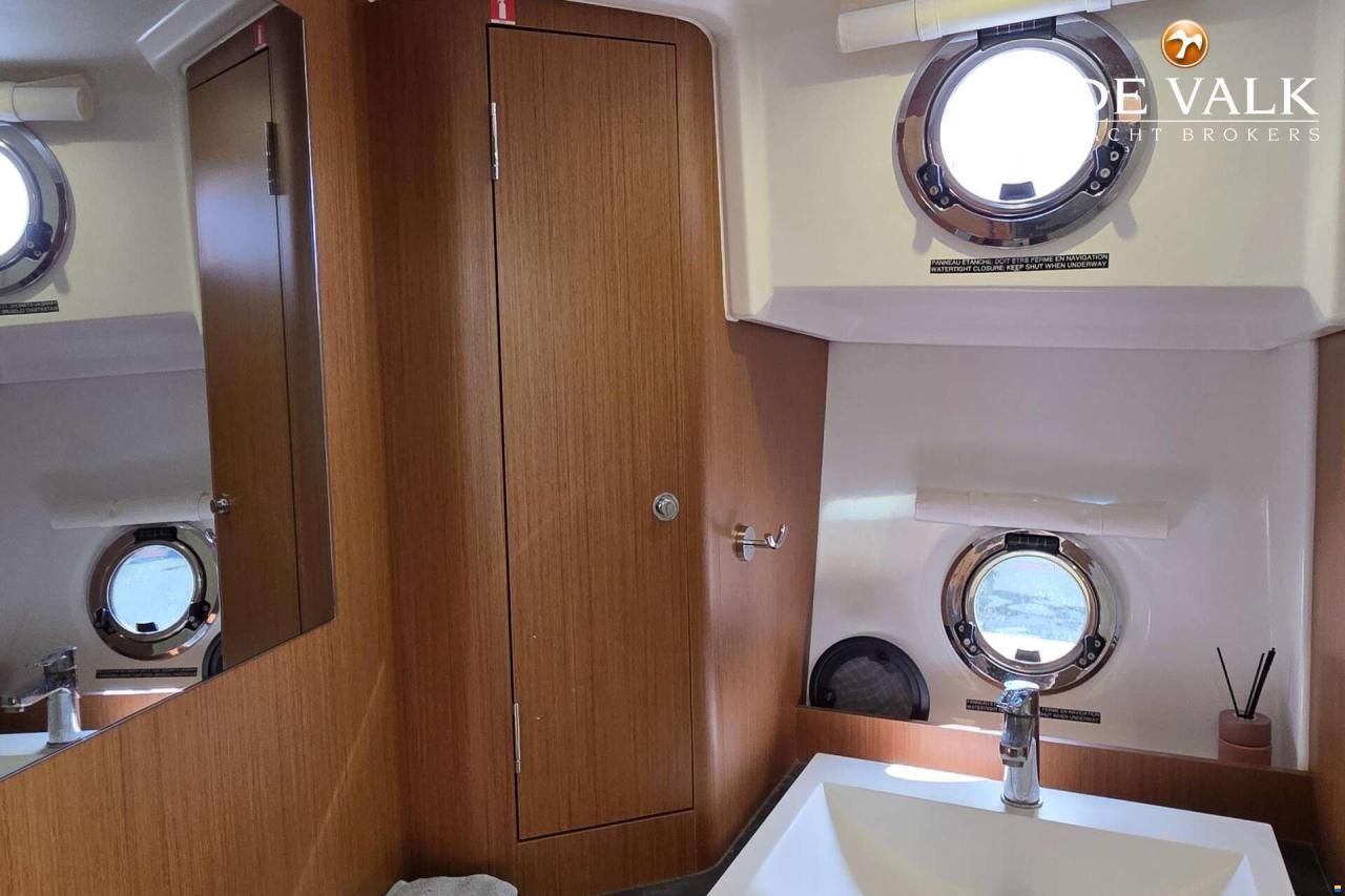 Beneteau Swift Trawler 35