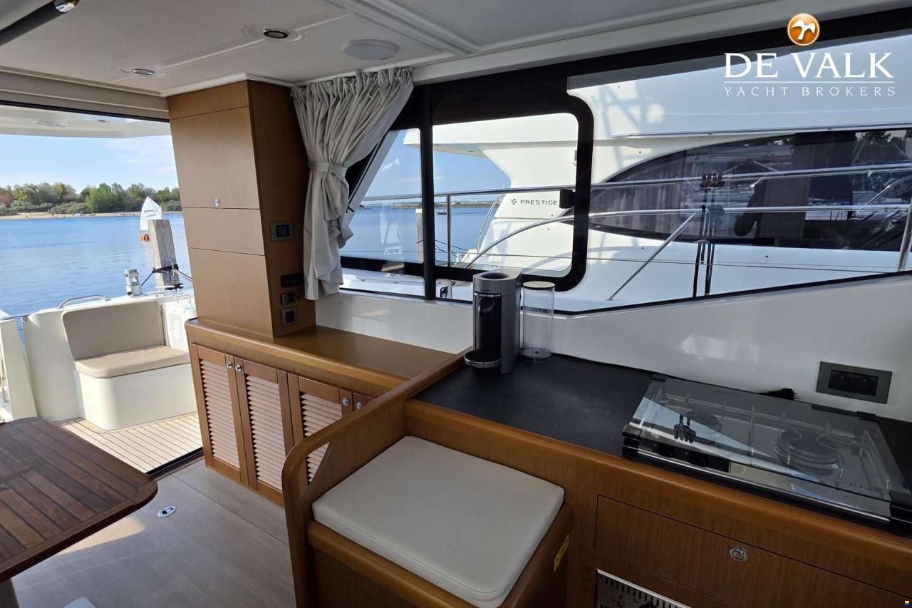 Beneteau Swift Trawler 35