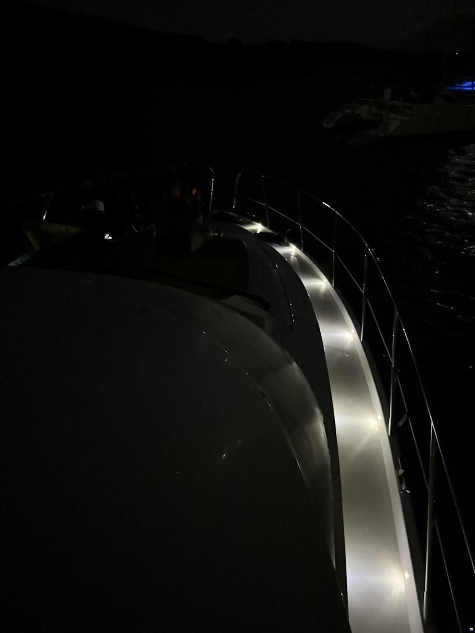 Sealine F 46