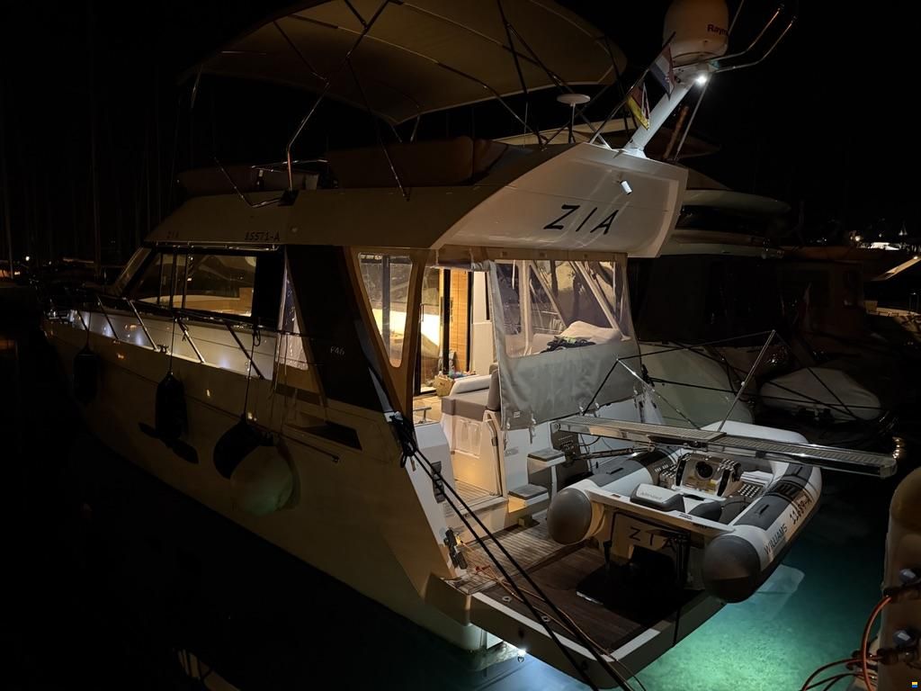 Sealine F 46
