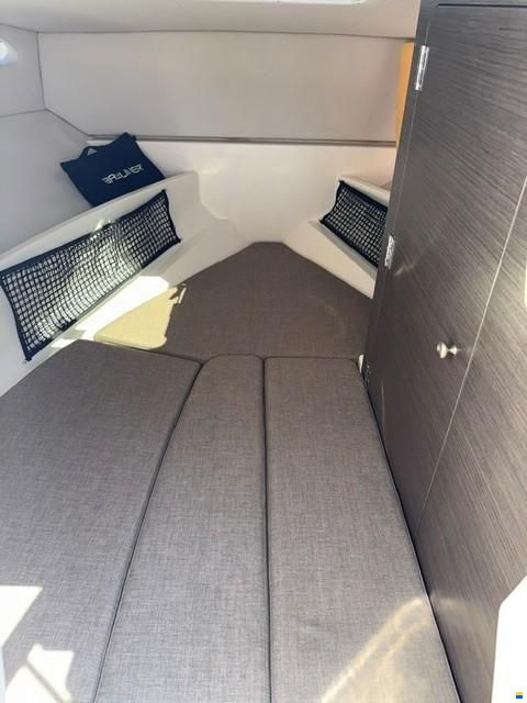 Bayliner VR-6 Cuddy