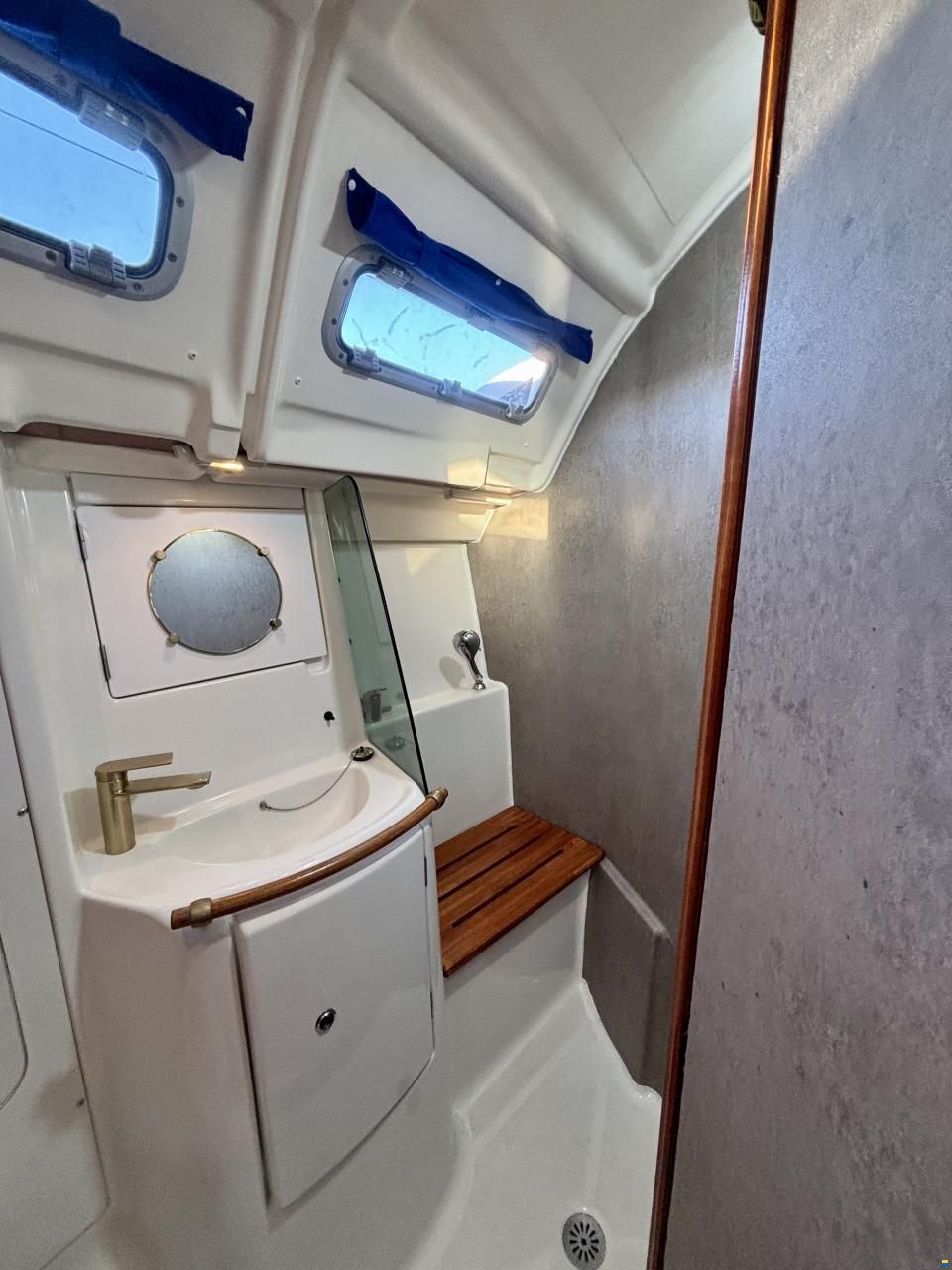 Beneteau Oceanis 373