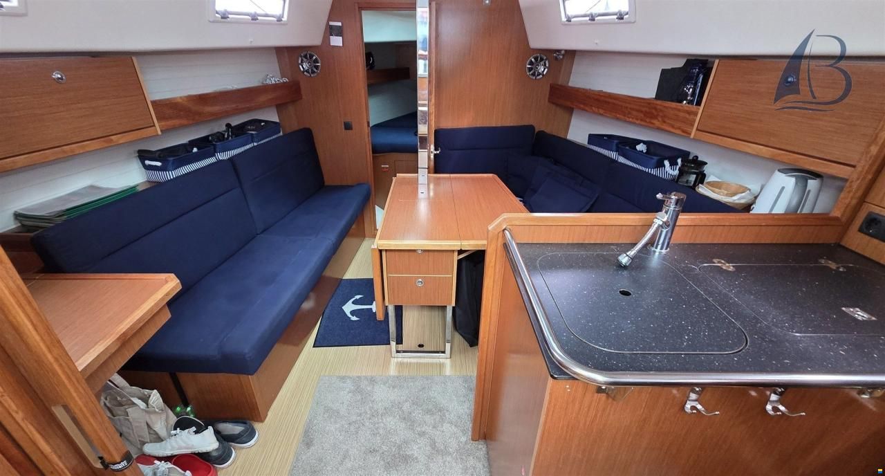 Bavaria CRUISER 32 Short Keel