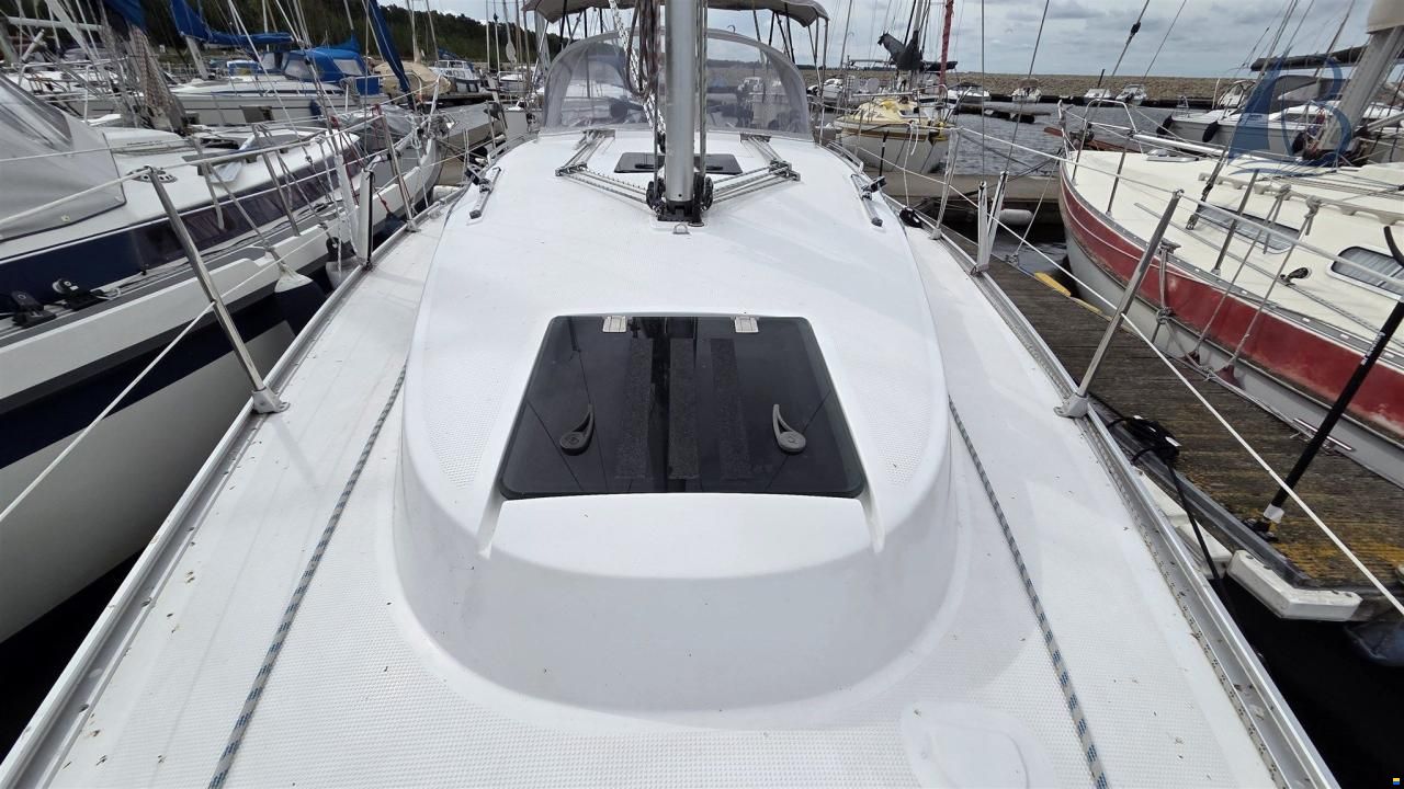 Bavaria CRUISER 32 Short Keel