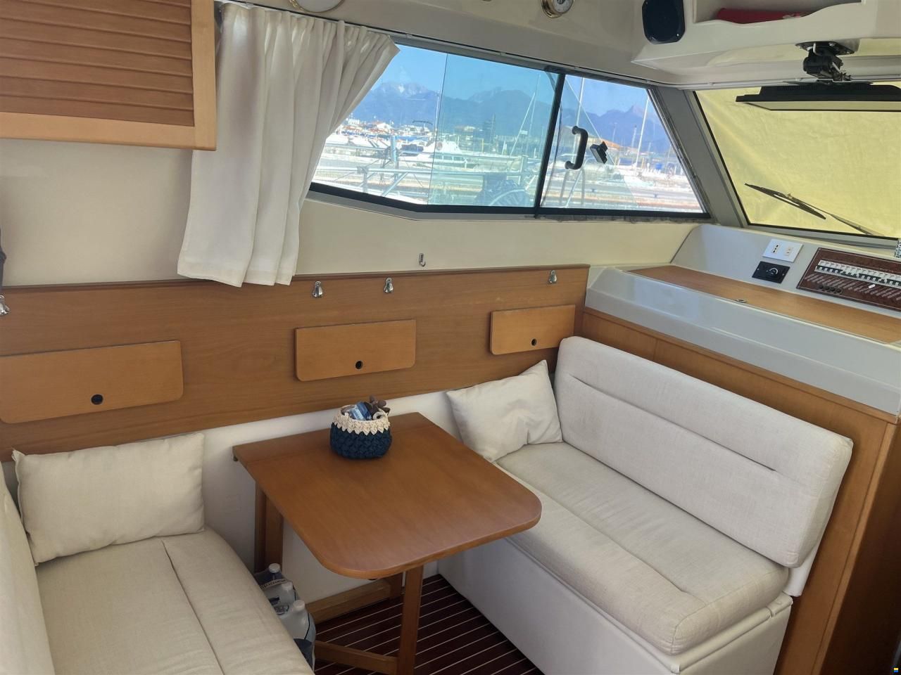 Dellapasqua DC 9 Flying Bridge