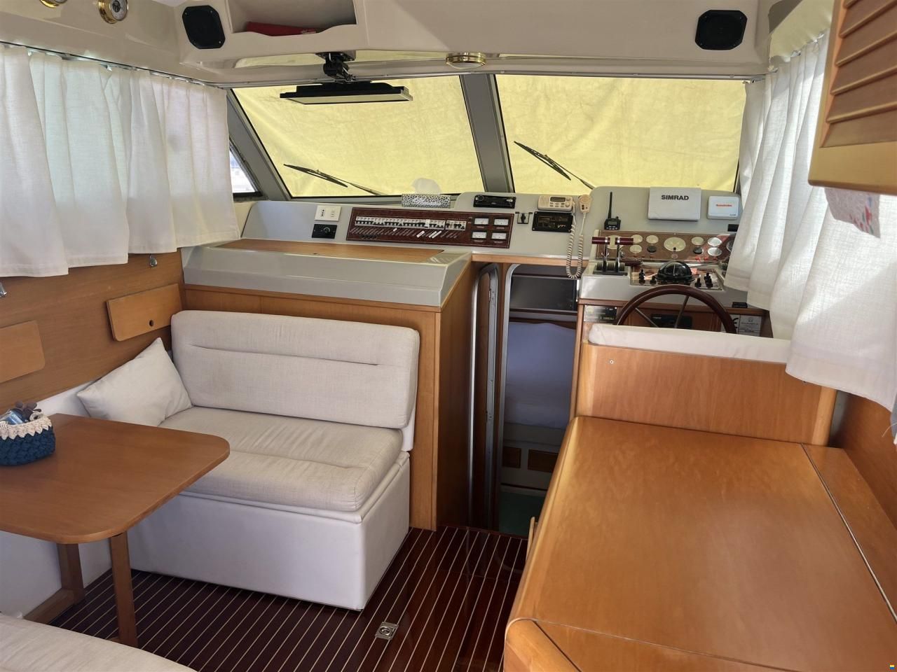 Dellapasqua DC 9 Flying Bridge