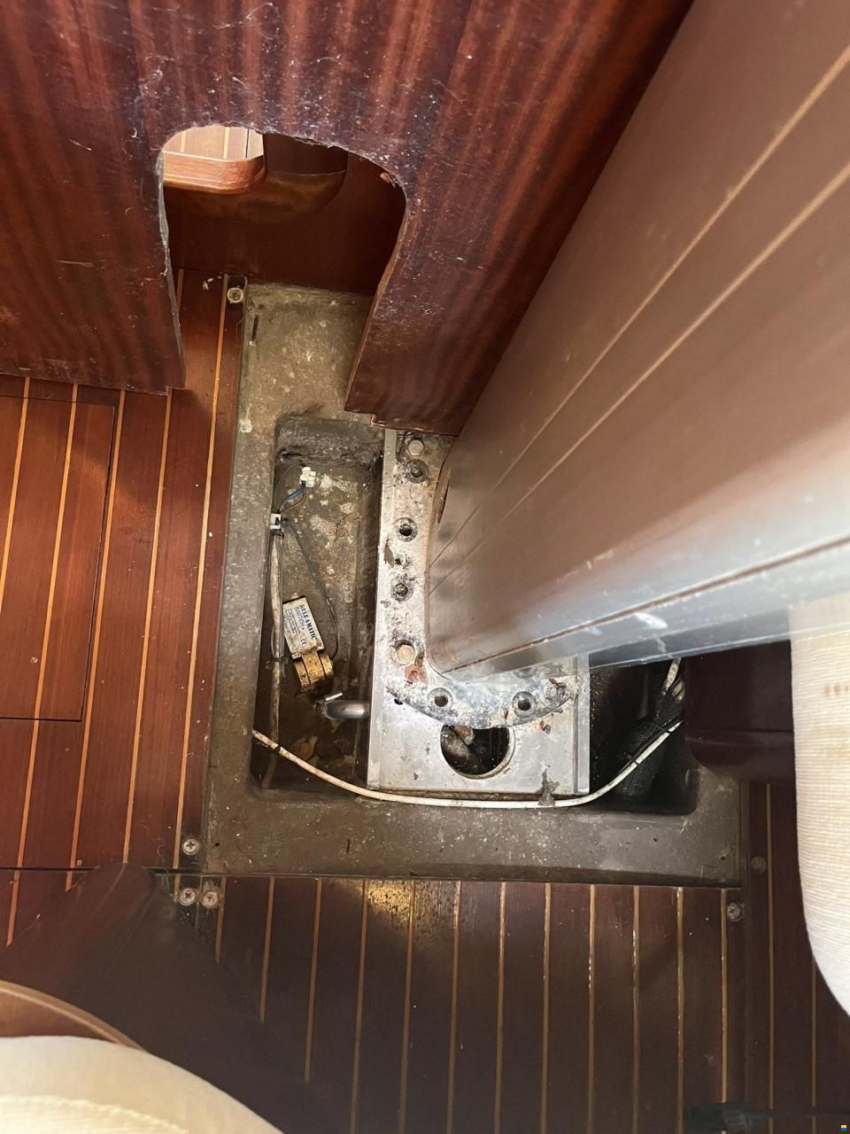 Cantiere del Pardo Grand Soleil 46.3